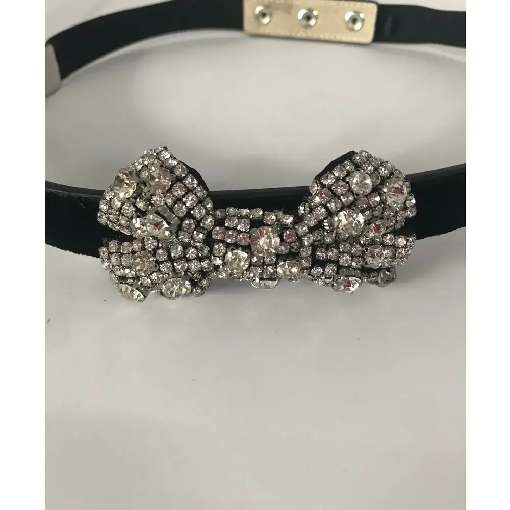 White House Black Market Belt Rhinestone Velvet Glamour Romantic Adjustable